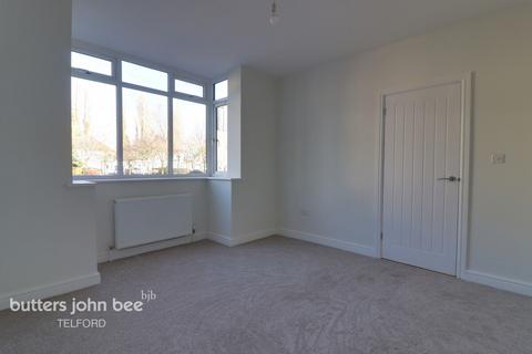 3 bedroom semi-detached house for sale, Highfield Crescent, Wolverhampton