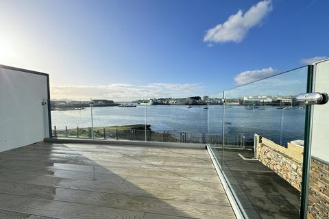 4 bedroom end of terrace house to rent, Boston Quays