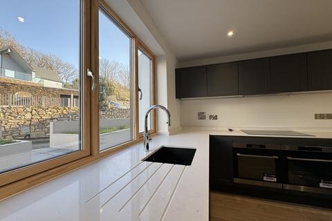 4 bedroom end of terrace house to rent, Boston Quays