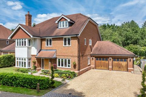 5 bedroom detached house for sale, Fern Mead, Cranleigh, Surrey, GU6