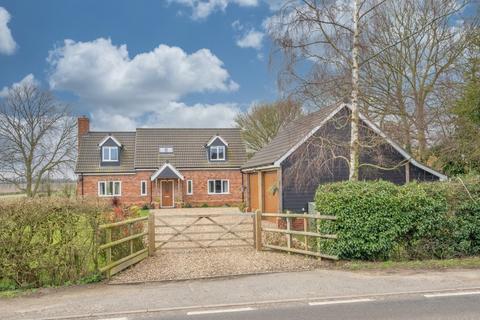 3 bedroom detached house for sale, London Road, Shadingfield, Beccles