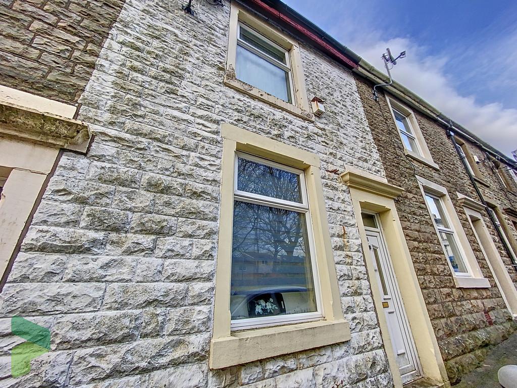 Street, Darwen 2 bed terraced house for sale £68,500