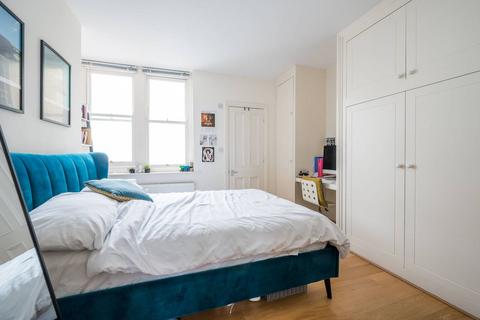 2 bedroom flat to rent, Dover Mansions, Brixton, London, SW9