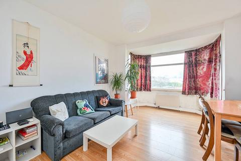 2 bedroom flat for sale - WAVERLEY GARDENS, Park Royal, London, NW10