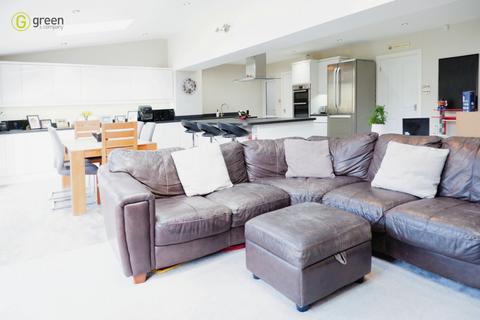 24 Ashfurlong Crescent, Sutton Coldfield, B75 6EP