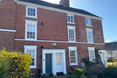 4 bedroom terraced house to rent, Clifton Road, Tettenhall, Wolverhampton