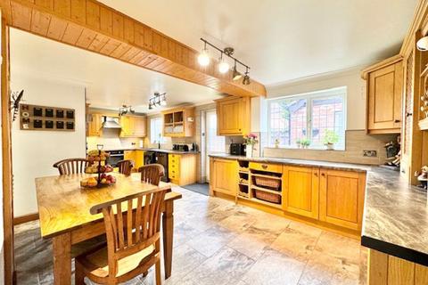 5 bedroom detached house for sale, BURNHAM REACH, CLEETHORPES