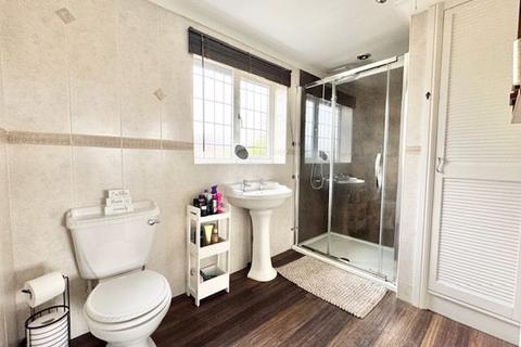 7 Burnham Reach, Cleethorpes, DN35 0PE