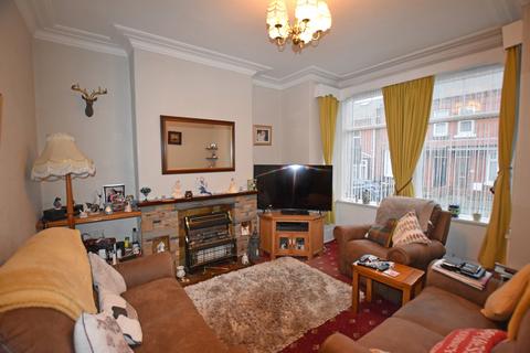 3 bedroom semi-detached house for sale, Tennyson Avenue, Scarborough YO12