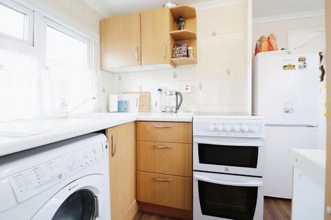 1 bedroom mobile home for sale, Orchards Residential Park, Langley