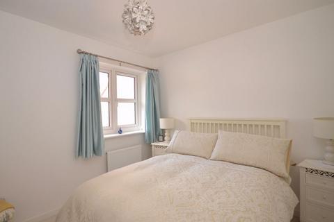 6 Hanratte Close, Llantilio Pertholey, Abergavenny, NP7 6PT