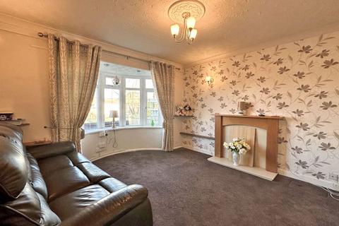 2 bedroom detached bungalow for sale, Beech Road, Willenhall