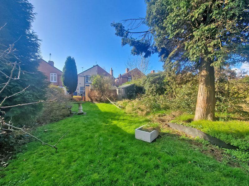 Bentley Drive, Walsall 2 bed semidetached house for sale £130,000
