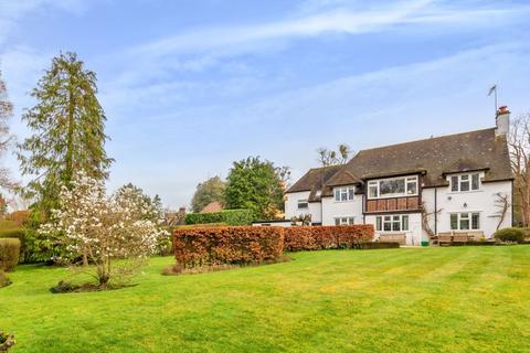Three Roods The Street, West Clandon, Guildford, GU4 7ST