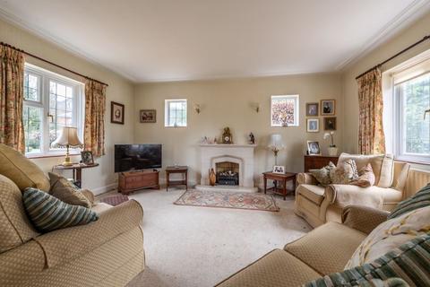 Three Roods The Street, West Clandon, Guildford, GU4 7ST