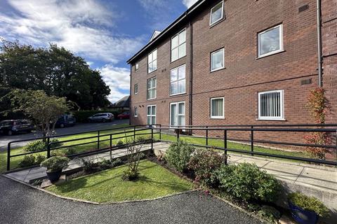 3 bedroom apartment for sale, Bangor, Gwynedd