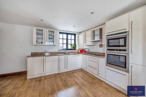 3 bedroom end of terrace house for sale, The Courtyard, Liscombe Park, Soulbury, Leighton Buzzard, LU7