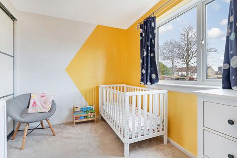 16 Beechwood Drive, Glasgow, G11 7EX