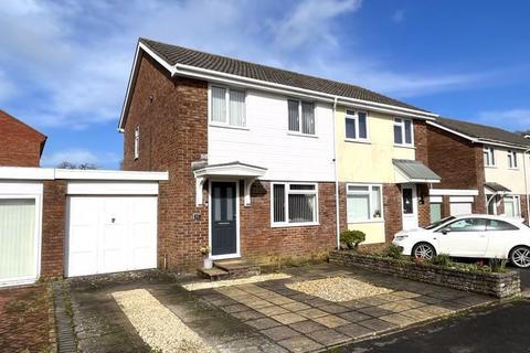3 bedroom semi-detached house for sale - Gifford Close, Chard
