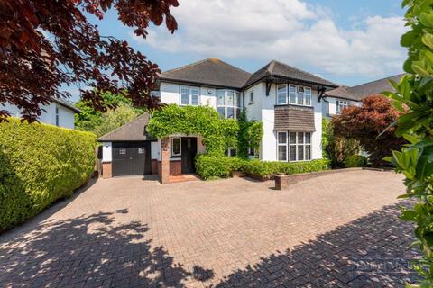 undefined, Glebe Hyrst, Sanderstead