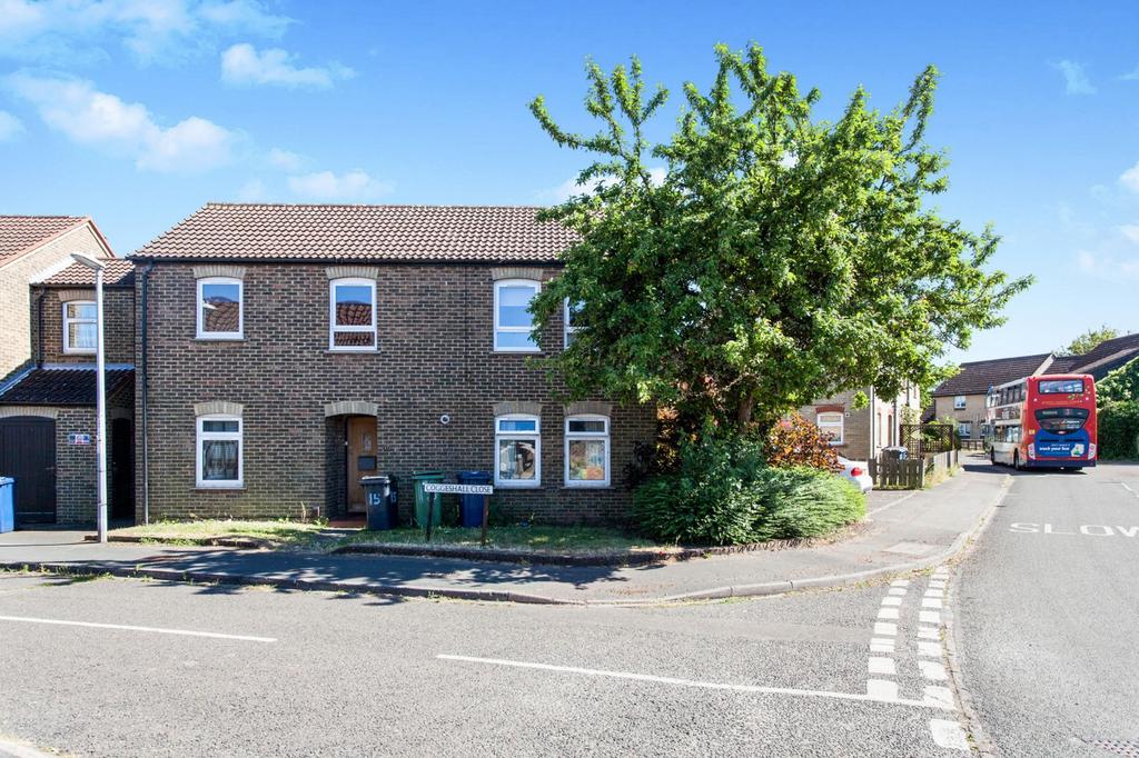 Coggeshall Close, Cambridge, CB5 2 bed flat to rent £1,250 pcm (£288 pw)