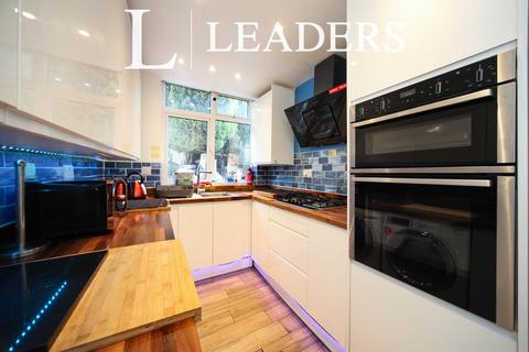 1 bedroom in a house share to rent, Cutenhoe Road - Luton - LU1 3NG - Room in shared House