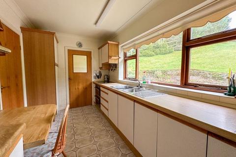 Foxhill Cheddleton Road, Leek, ST13 5QZ
