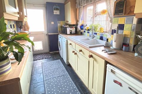 93 Beechcroft Road, Longlevens, Gloucester, GL2 9HE