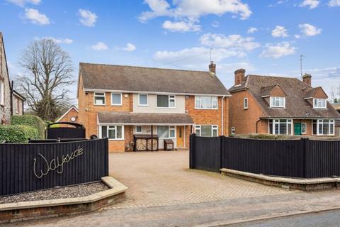 4 bedroom detached house for sale, Wycombe Road, Prestwood HP16