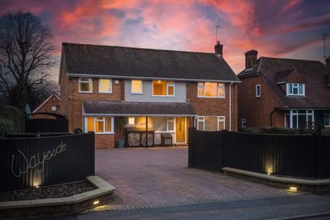 4 bedroom detached house for sale, Wycombe Road, Prestwood HP16