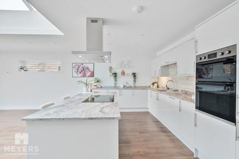 4 bedroom detached bungalow for sale, Ferndown BH22