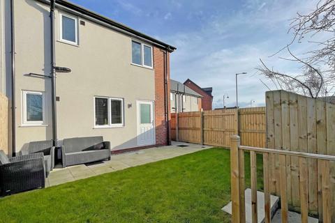 3 bedroom semi-detached house for sale, Maes Llifon, Llangefni, Isle of Anglesey, LL77