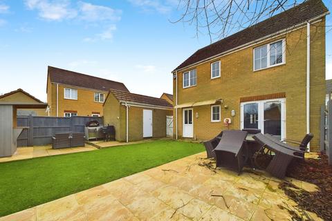 4 bedroom detached house for sale, The Limes, Whittlesey, PE7
