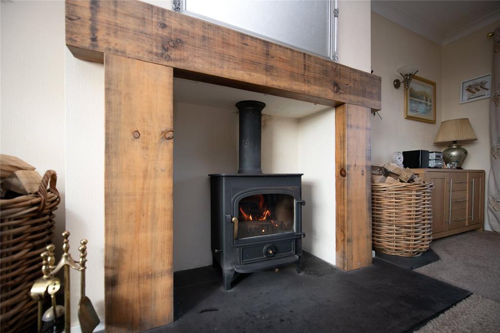Sitting Rm Fireplace
