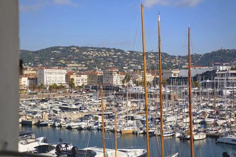 2 bedroom flat, Cannes, 06400, France