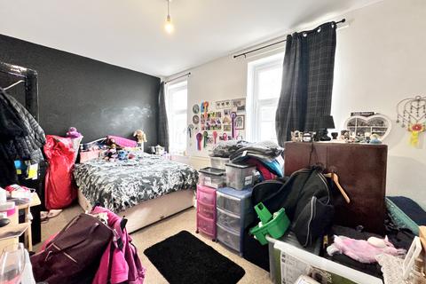 3 Broniestyn Terrace, Trecynon, Aberdare, CF44 8EG