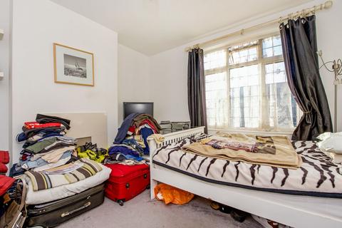 1 bedroom flat for sale, Richmond Road, Cranmer Court Richmond Road, KT2