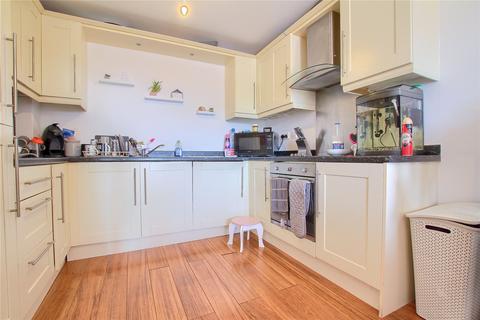 2 bedroom flat for sale, York Apartments, Martinet Road