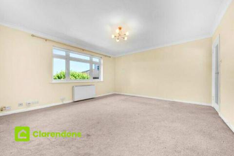 2 bedroom apartment to rent - Waldronhyrst, South Croydon CR2