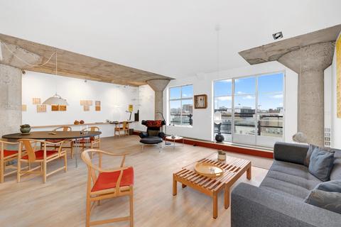 1 bedroom apartment to rent, Saffron Hill, EC1N