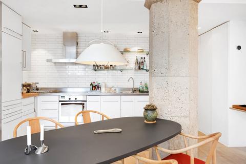 1 bedroom apartment to rent, Saffron Hill, EC1N