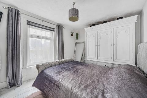 3 bedroom terraced house for sale, Whitstable Road, Faversham, ME13