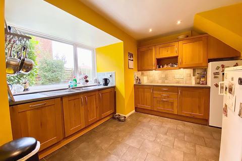 3 bedroom detached house for sale, Prince of Wales Close, South Shields