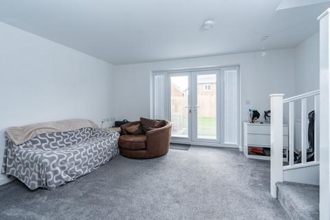 2 bedroom end of terrace house for sale, Dunlin Close, Boston, PE21