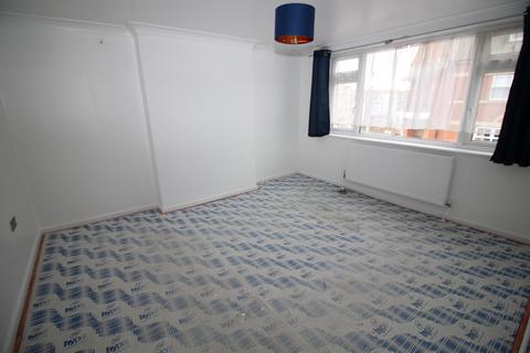 3 bedroom maisonette to rent, Pallister Road, Clacton-on-Sea