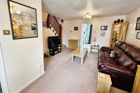 3 bedroom semi-detached house for sale - Shelley Close, Burnham-on-Sea, TA8