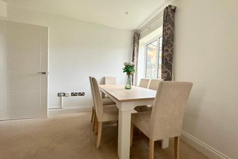 29 Hardy Close, Chelmsford, CM1 1AE