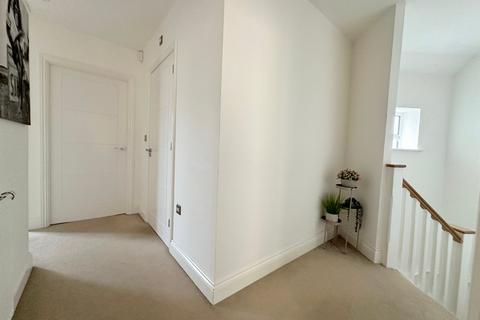29 Hardy Close, Chelmsford, CM1 1AE