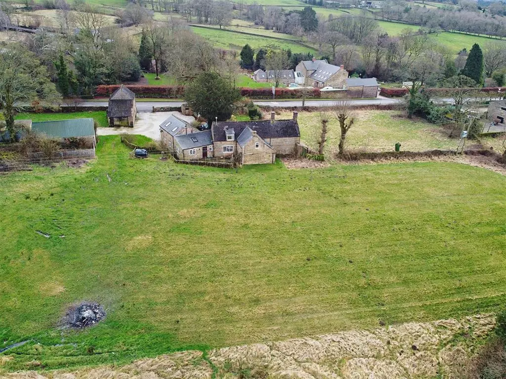 3 bedroom farm house for sale