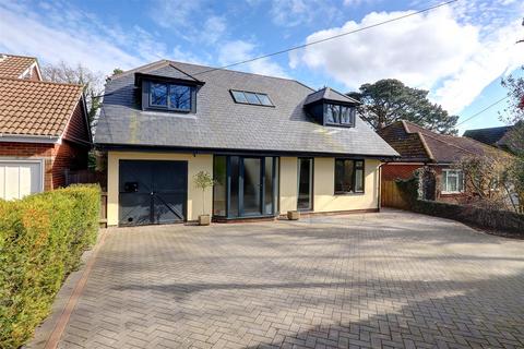 47 Rownhams Lane, North Baddesley, Southampton, SO52 9HR